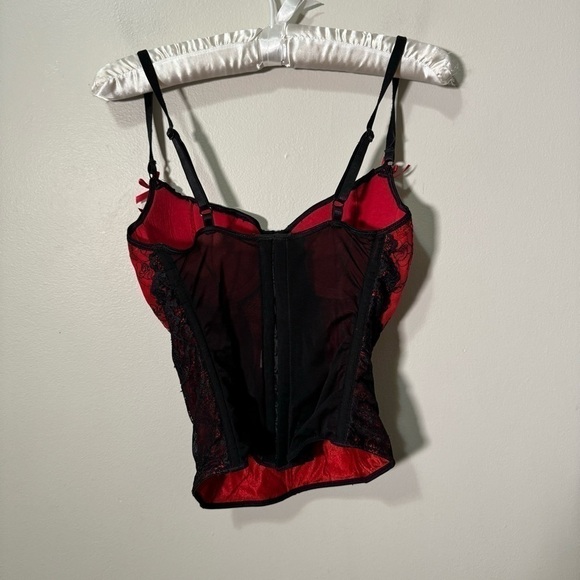 Vintage Red Black Lace Corset Top  Y2K Gothic Whimsigoth Coquette Lingerie 34B - Picture 7 of 9